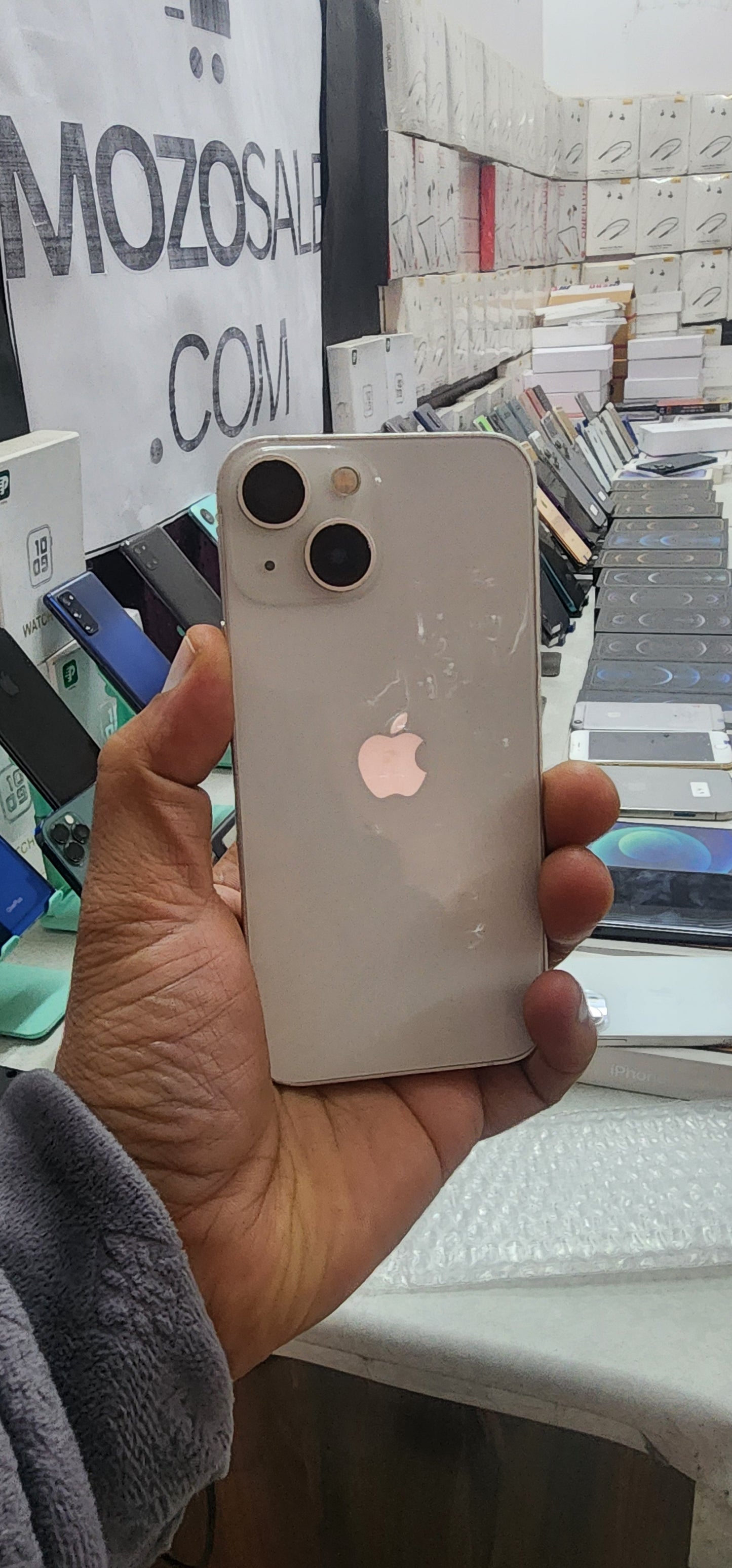 iPhone 13 128GB - (Used) Brand New Condition