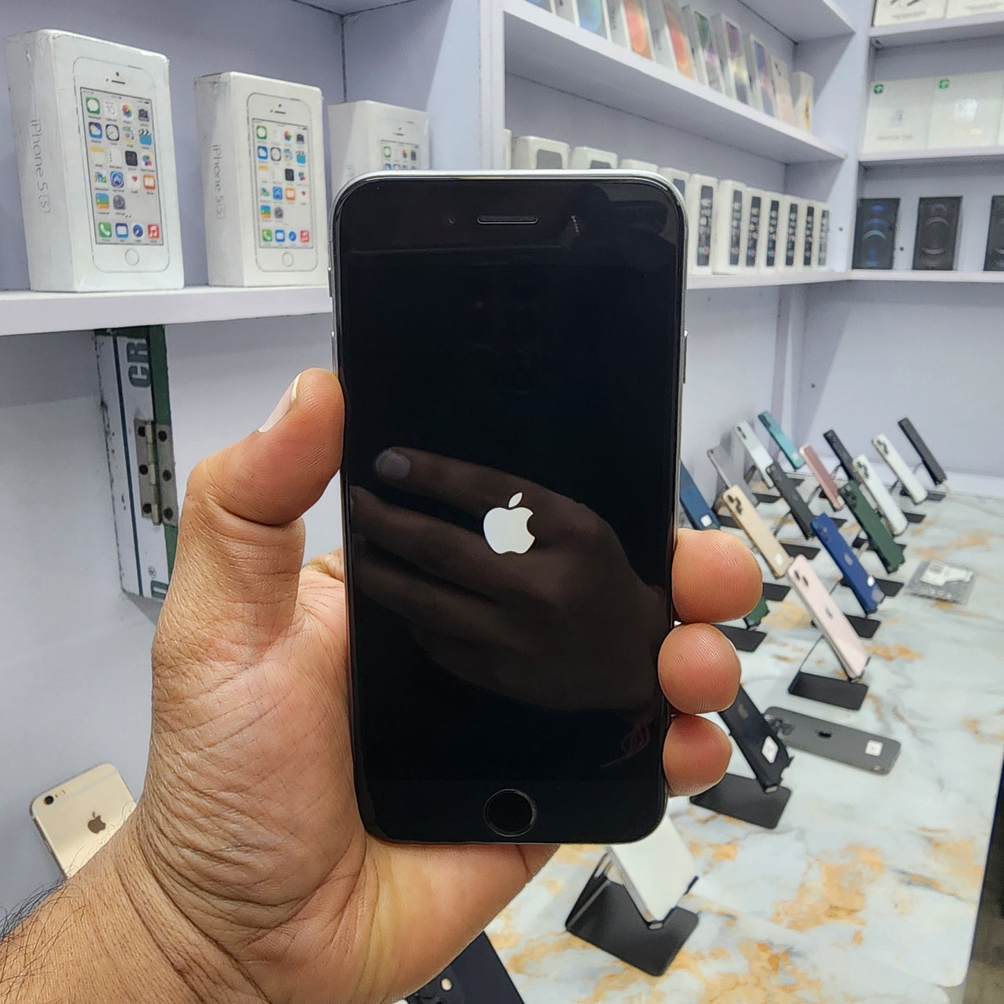 iPhone 6 32Gb - Box Packed (Renewed)